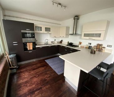 2 bedroom flat to rent - Photo 6