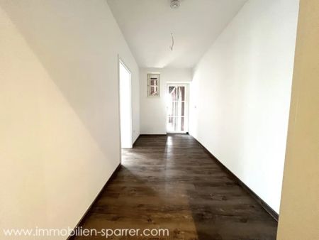 TOP SANIERTE 2-ZIMMER-WOHNUNG MIT BALKON AM UNTEREN MARKT IN WEIDEN - Foto 5