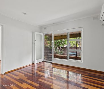 Affordable Neat & Tidy Unit Located Close to the CBD - Photo 1