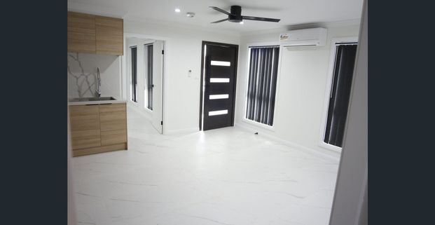 Water including in Rent! Nearly New Granny - Photo 1