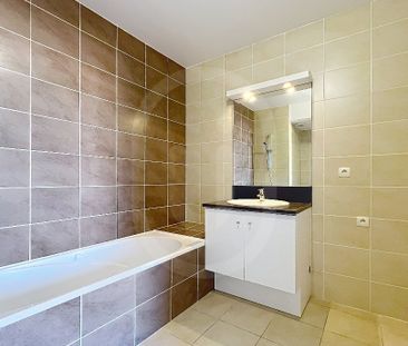 Location Appartement 2 pièces 40m² MONTPELLIER 34000 - Photo 3