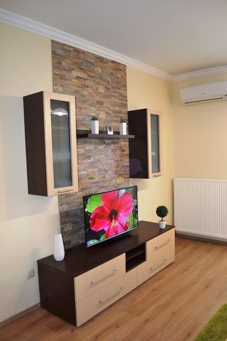 Beautiful flat near to Main building - Fotó 2