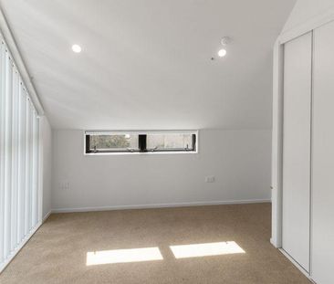 Prime Avondale location! - Photo 1