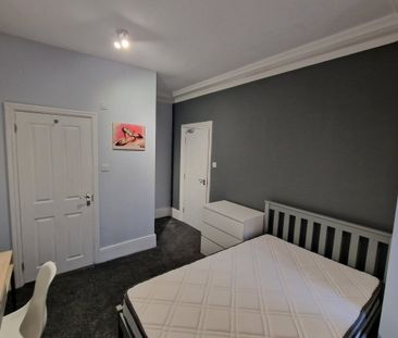 St. Peters Avenue - Photo 4
