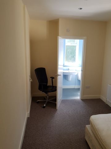 Room in a Shared House, Hubert Road, B29 - Photo 3
