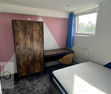 1 bedroom in a house share to rent - Photo 3