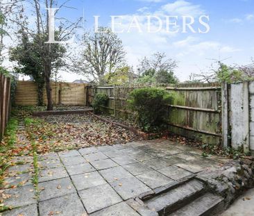 4 bedroom terraced house to rent - Photo 3