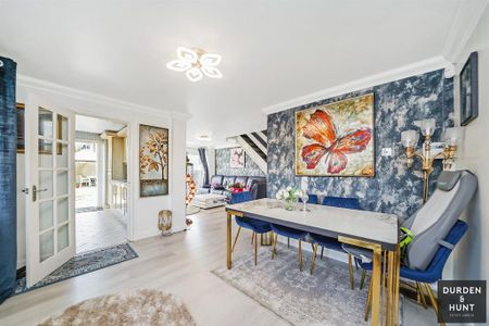 4 bedroom end of terrace house to rent - Photo 3