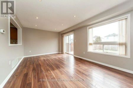 17 ROBIDEAU PLACE - Photo 3