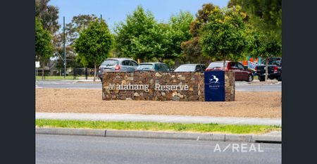 Modern Comfort in a Quiet Court Location - Photo 4