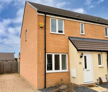 3 Bedroom - Photo 5