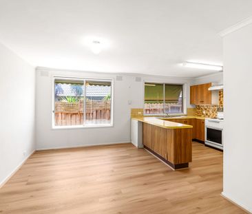 $650 per week / $2824 per cal month - Photo 6