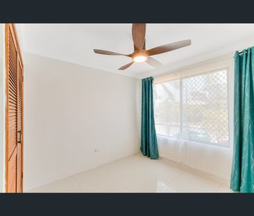1/10 Allara Avenue, Palm Beach, Qld 4221 - Photo 6