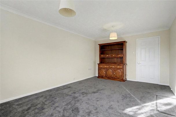 2 bedroom bungalow to rent - Photo 1