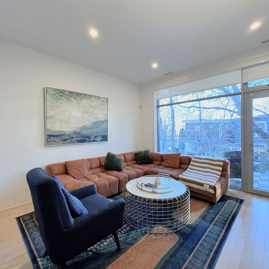 For Lease - 15 Cummings Street Unit# Th1, Toronto, Ontario - Photo 1