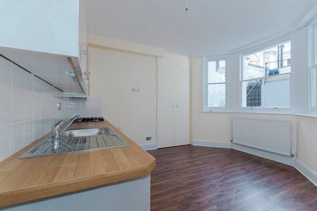 Studio to rent - Photo 2