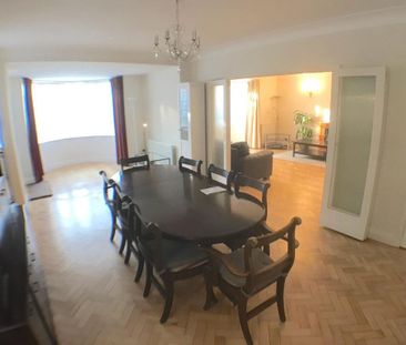 5 bedroom detached house to rent - Photo 3