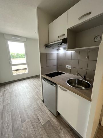 Location Appartement 1 pièce 16m² FRANQUEVILLE ST PIERRE 76520 - Photo 4