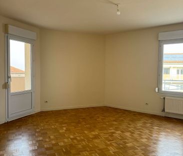 Appartement de 3 pièces - 66m²- La Tour de Salvagny- Centre ville- - Photo 1