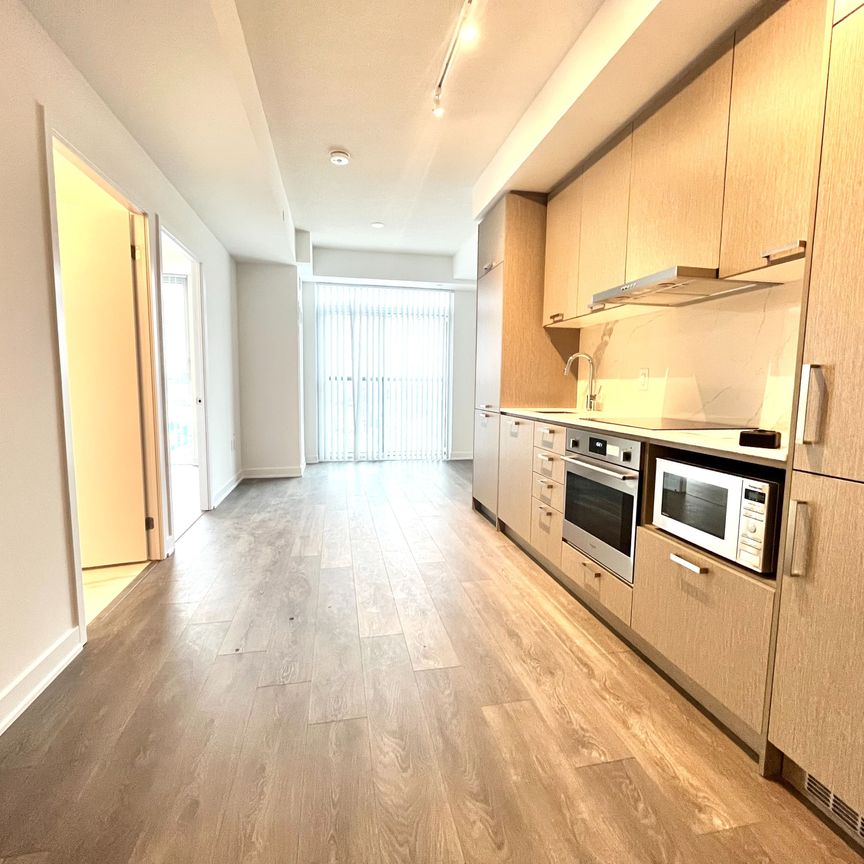 For Lease - 10 Honeycrisp Crescent Unit# 615, Vaughan, Ontario - Photo 1