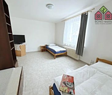 Sdílený pronájem bytové jednoty 4+kk, pronájem lůžka či pokoje, Lit... - Photo 4