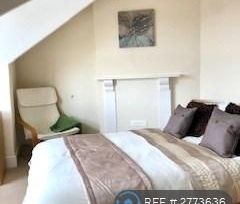 1 bedroom in a house share to rent - Photo 6