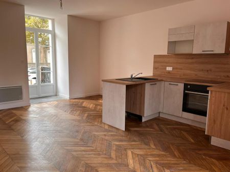 Location Appartement 2 pièces 47m² BRIOUDE 43100 - Photo 2