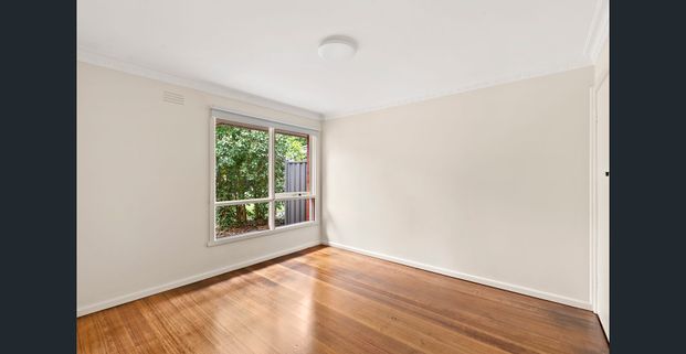 Feel Right at home in this renovated 2 bedroom unit. - Photo 1