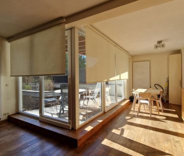 IXELLES: APPARTEMENT MEUBLE 2 CHAMBRES + TERRASSE + PARKING - Ixelles - Foto 3