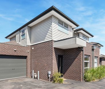 3/58 Snell Grove, Oak Park VIC 3046 - Photo 3
