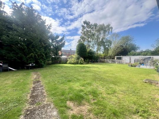 2 bedroom maisonette to rent - Photo 1