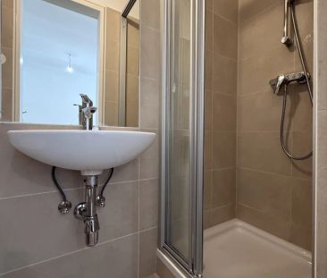 1-Zimmer Wohnung Mitten im 3. Bezirk zu vermieten! 5.Stock | OHNE LIFT - Photo 2