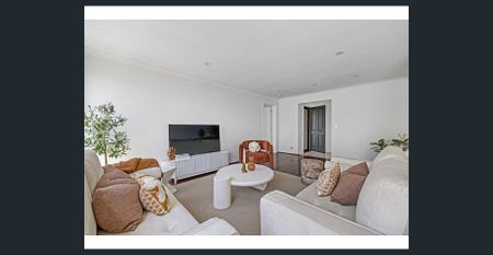 North-to-water residence, merely moments to Main River - Photo 2