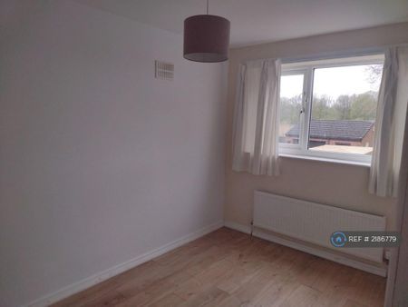 3 bedroom detached house to rent - Photo 5