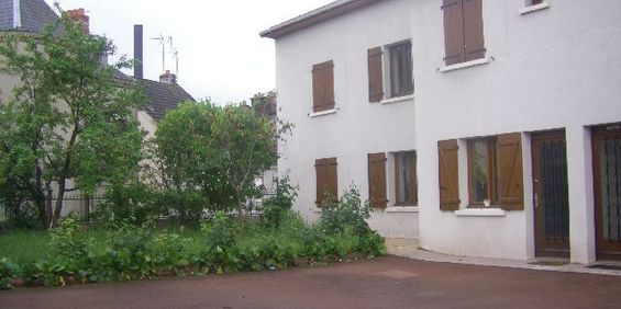 Location Appartement 1 pièce Meublé 17m² LE CREUSOT 71200 - Photo 3