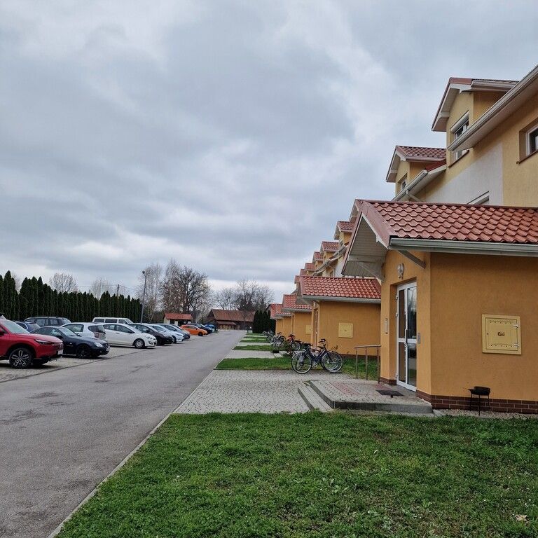 Mieszkanie z ogródkiem i miejscem parkingowym - Фото 1