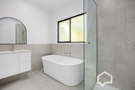 2/1 Paperbark Court Strathdale VIC - Photo 4