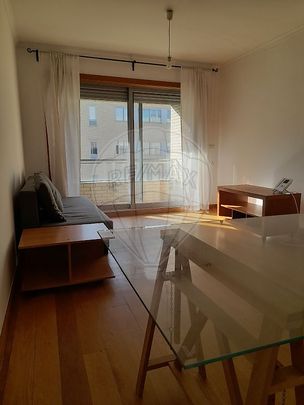 Apartamento T1 em Porto - Foto 1