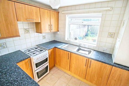 3 bed semi-detached house to rent in NE3 - Photo 2