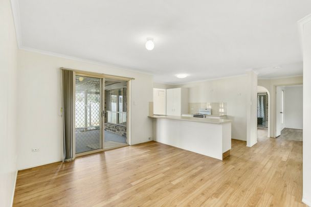 SENSATIONAL FAMILY HOME - Photo 1