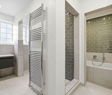 Available unfurnished from 01/04/2026 - Photo 1