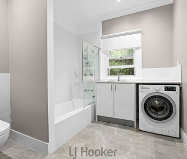 Charming Family Home in Prime Toronto Location - Photo 6