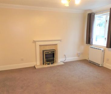 1 bedroom ground floor flat to rent - Photo 2