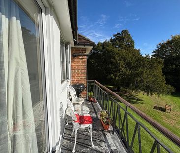 2 bedroom maisonette to rent - Photo 6