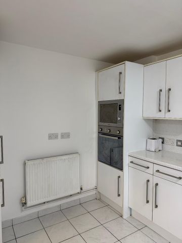2 Bed Flat, Farquhar Road, B15 - Photo 4