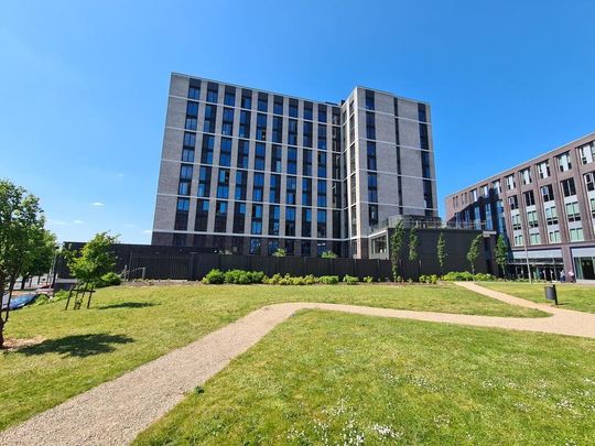 2 bedroom ground floor flat to rent - Photo 1