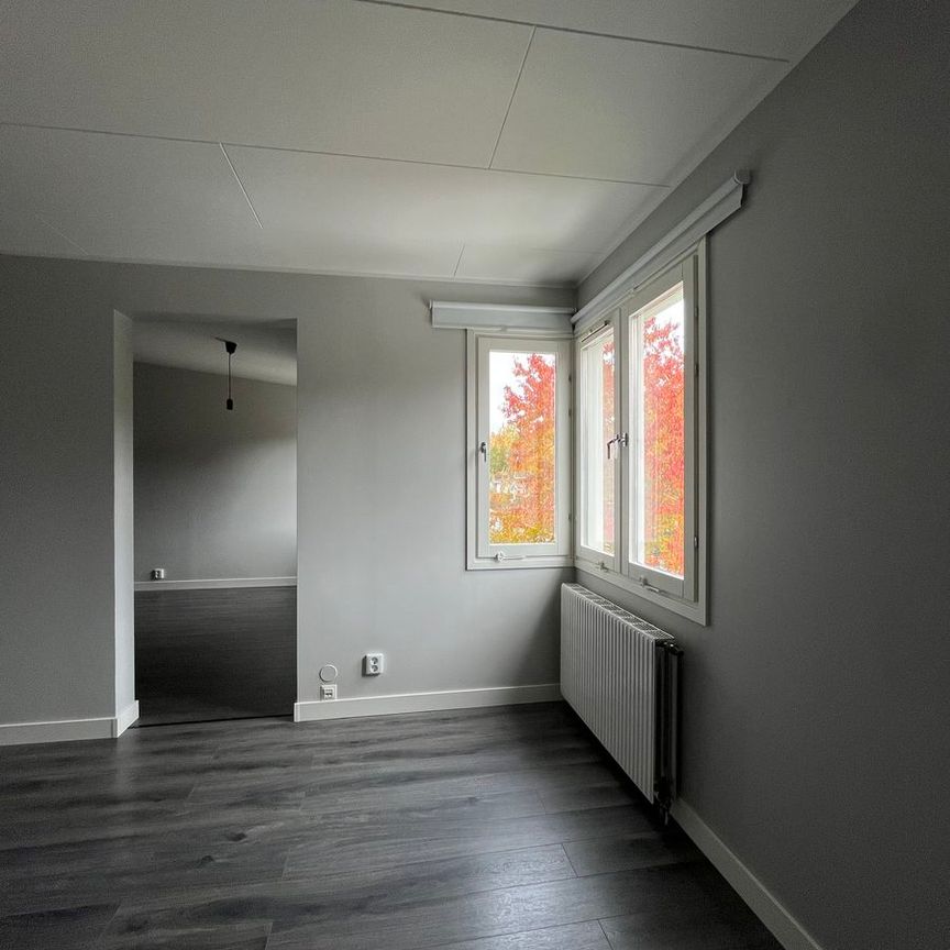 Revirvägen, Sollentuna - Photo 1