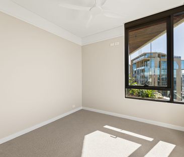 RIvere by Aria - Photo 4