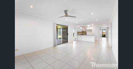 MORAYFIELD HOME FOR LEASE - Photo 2