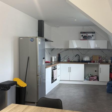 Location / Appartement T4 - Photo 3